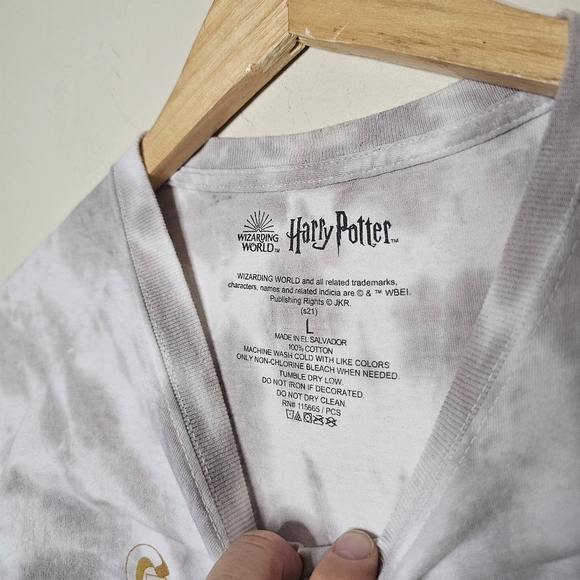 Wizarding World Harry Potter  Class Tee Size Large - Picture 6 of 7